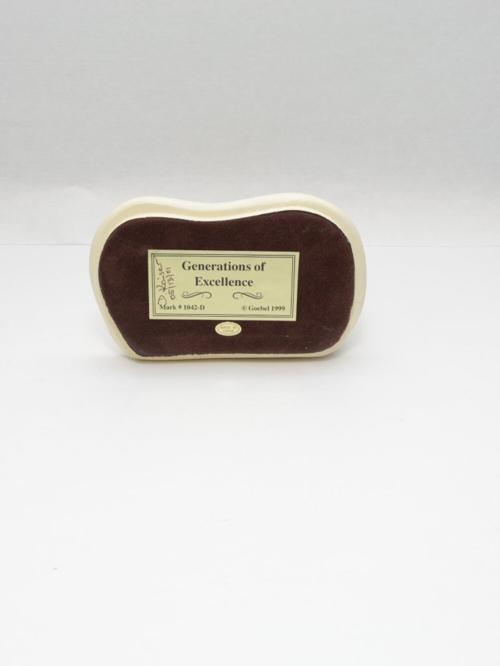 Goebel Hummel scape GENERATIONS OF EXCELLENCE Mark 1042-D 1999 Vintage No Box - Picture 3 of 4